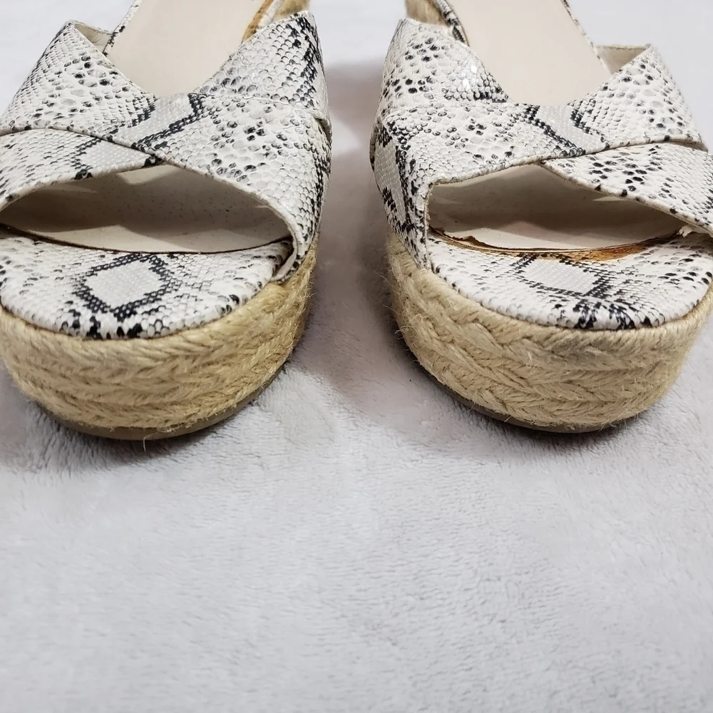 Kelsi Dagger Bianca Snakeskin Criss Cross Espadrille Wedge Sandal Size 8.5